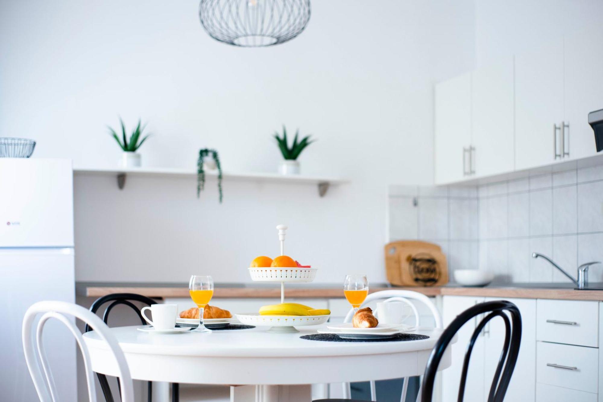 Apartman Karla Сини Екстериор снимка